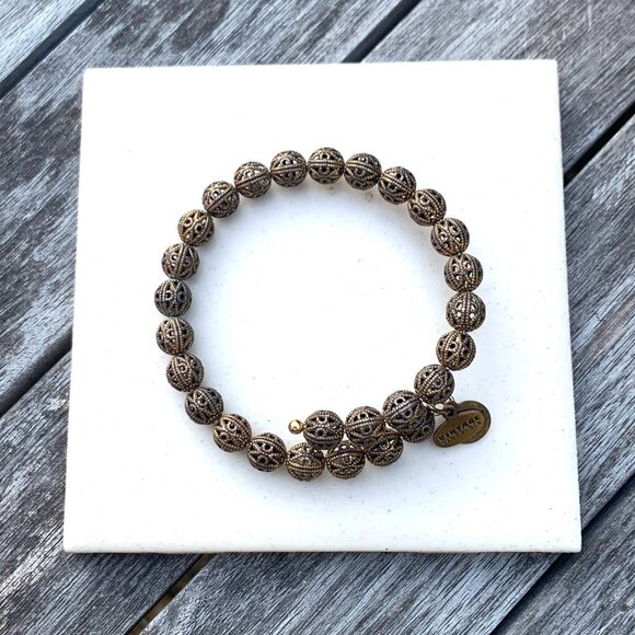 Alex and Ani – Vintage Sixty-Six Filigree Bead Wrap Bracelet Antique Gold Finish - Picture 2 of 2